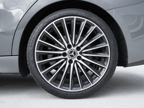 Used 2024 Mercedes-Benz C 300 Sedan image 14