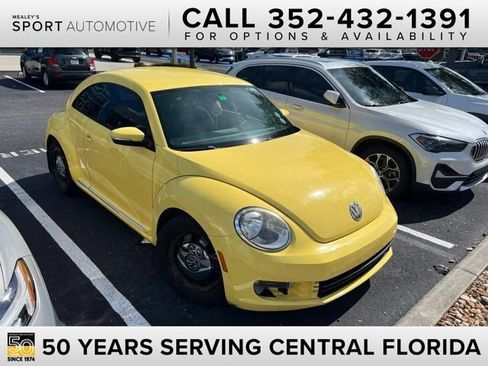 Used 2013 Volkswagen Beetle 2.5 FWD image 1