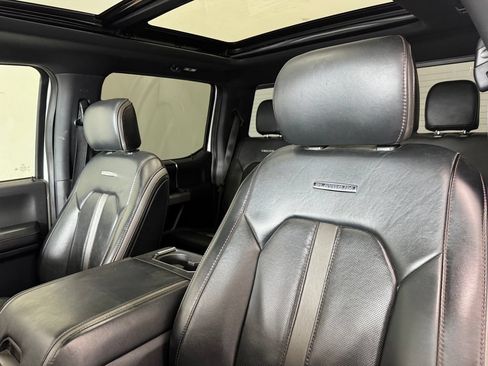 Used 2021 Ford F250 Platinum w/ FX4 Off-Road Package AWD/4WD image 17