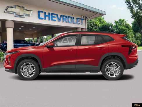 New 2026 Chevrolet Trax RS image 3