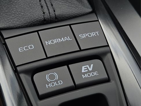 New 2026 Toyota Camry SE FWD image 22