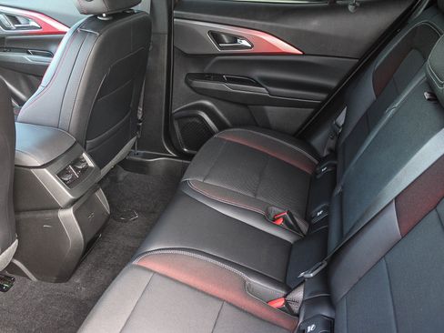 Used 2025 Chevrolet Equinox EV RS image 19