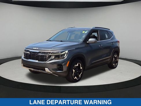 Used 2024 Kia Seltos EX AWD/4WD image 9