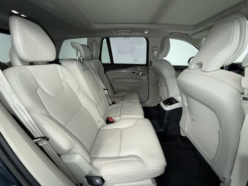 Used 2023 Volvo XC90 T8 Ultimate w/ Protection Package Premier AWD/4WD image 17