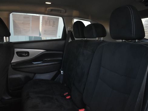 Used 2020 Nissan Murano S image 13