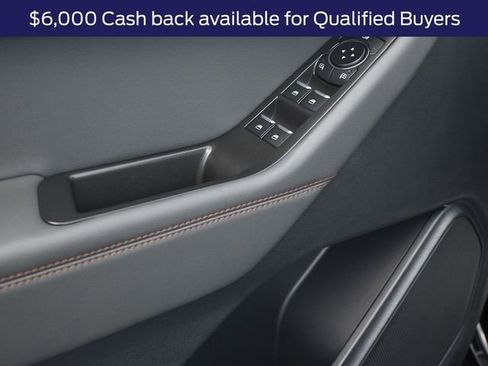 New 2025 Ford Explorer Active image 13