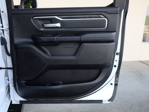 Used 2020 RAM 1500 Big Horn AWD/4WD image 19