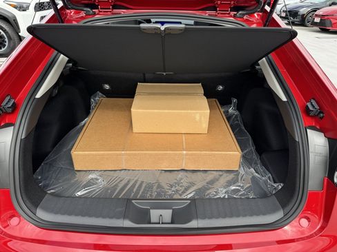 New 2026 Toyota Prius Plug-In Hybrid image 9