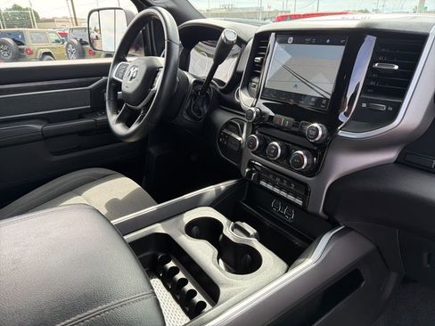 Used 2022 RAM 2500 Big Horn w/ Level A Equipment Group AWD/4WD image 33