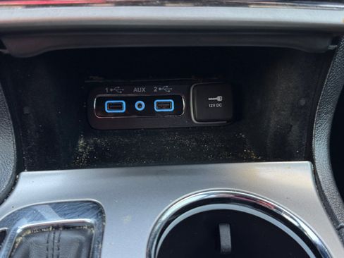 Used 2021 Jeep Grand Cherokee Laredo X RWD image 25