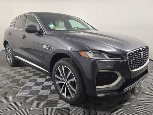 New 2026 Jaguar F-PACE R-Dynamic S image 4