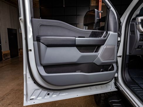 Used 2026 Ford F250 XLT w/ XLT Premium Package image 36