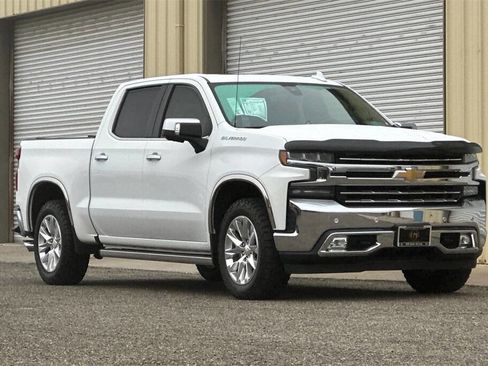 Used 2019 Chevrolet Silverado 1500 LTZ w/ LTZ Premium Package image 8
