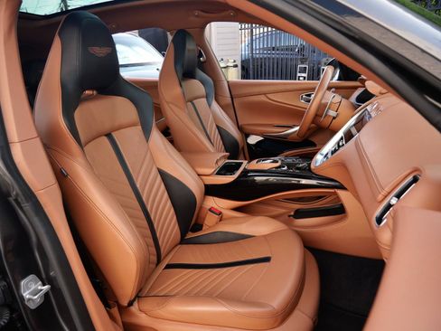 Used 2023 Aston Martin DBX 707 AWD/4WD image 11