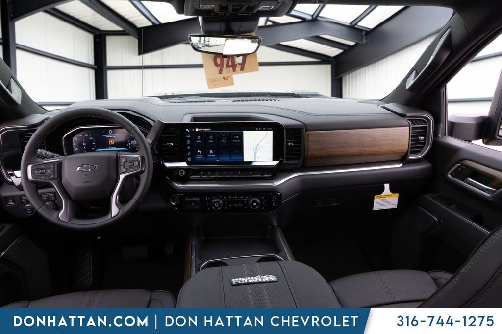 New 2026 Chevrolet Silverado 2500 High Country w/ Midnight Edition AWD/4WD image 5