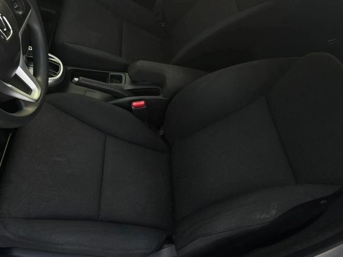 Used 2015 Honda Fit EX image 17