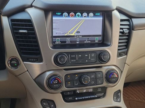 Used 2019 GMC Yukon Denali w/ Denali Ultimate Package AWD/4WD image 26