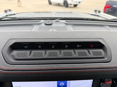 New 2026 Ford Bronco Raptor w/ Interior Carbon Fiber Pack AWD/4WD image 18