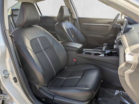 Used 2024 Nissan Altima 2.5 SR image 21