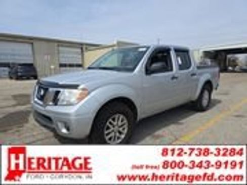 Used 2019 Nissan Frontier SV RWD image 1