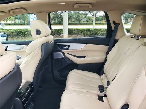 Used 2025 Acura MDX w/ Technology Package image 12