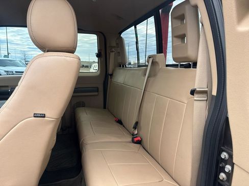 Used 2016 Ford F350 Lariat w/ Lariat Interior Package image 23