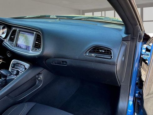 Used 2022 Dodge Challenger SXT w/ Driver Convenience Group image 24