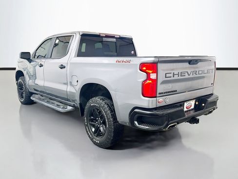 Used 2021 Chevrolet Silverado 1500 LT Trail Boss w/ Convenience Package II AWD/4WD image 6
