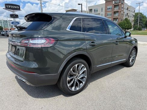 Used 2023 Lincoln Nautilus Reserve AWD/4WD image 3