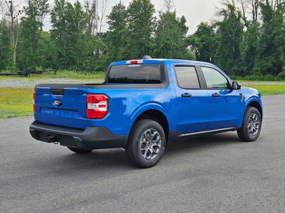New 2025 Ford Maverick XLT w/ XLT Luxury Package