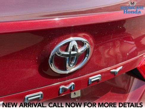 Used 2022 Toyota Camry XLE w/ Navigation Package image 8