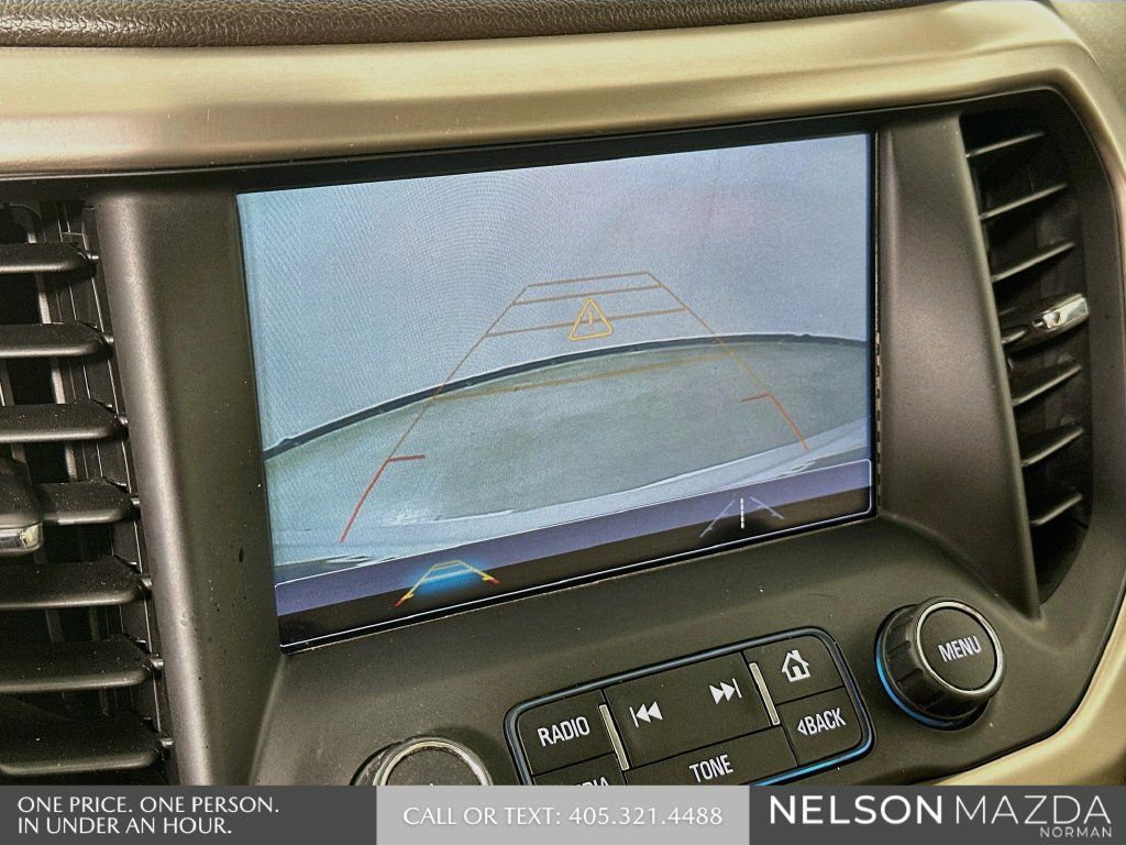 Used 2018 GMC Acadia Denali FWD image 17