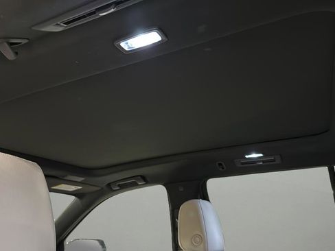 Used 2023 Cadillac Escalade Sport w/ LPO, ONYX Package image 10