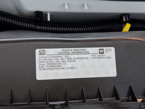 Used 2023 GMC Savana 2500 Extended w/ Driver Convenience Package image 16