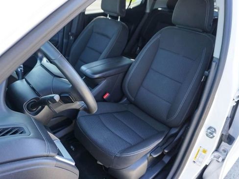 Used 2024 GMC Terrain SLE FWD image 13