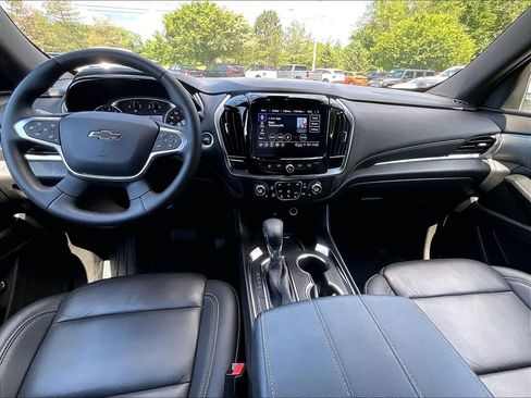 Used 2023 Chevrolet Traverse LT w/ Midnight/Sport Edition AWD/4WD image 22