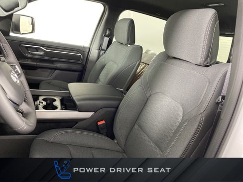 New 2026 RAM 1500 Big Horn AWD/4WD image 14
