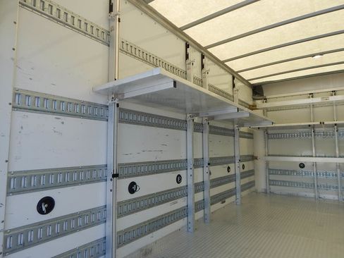 Used 2021 Isuzu NPR image 12