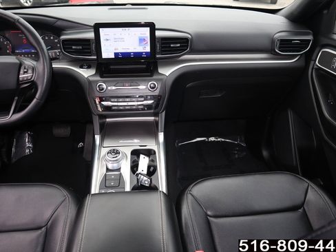 Used 2020 Ford Explorer XLT w/ Equipment Group 202A image 16