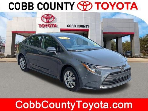 Used 2026 Toyota Corolla LE FWD image 1