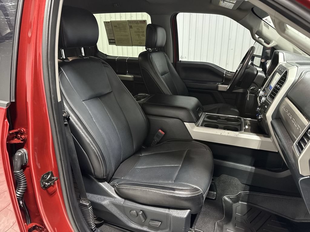 Used 2020 Ford F250 Lariat w/ Lariat Value Package AWD/4WD image 29