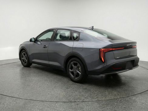 Used 2025 Kia K4 FWD image 6