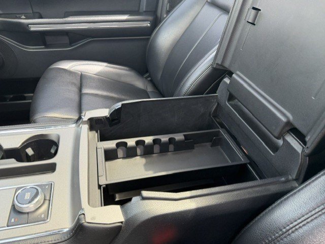 Used 2021 Ford Expedition XLT AWD/4WD image 26