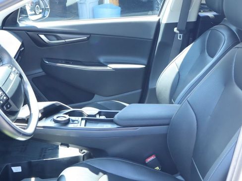 Used 2025 Kia EV6 Wind RWD image 19