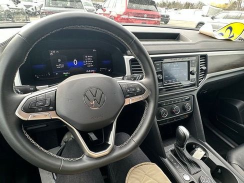 Used 2022 Volkswagen Atlas SE image 18