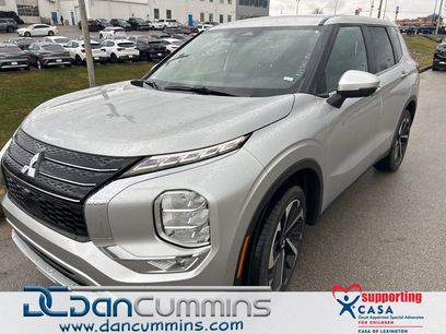 Used 2024 Mitsubishi Outlander SE