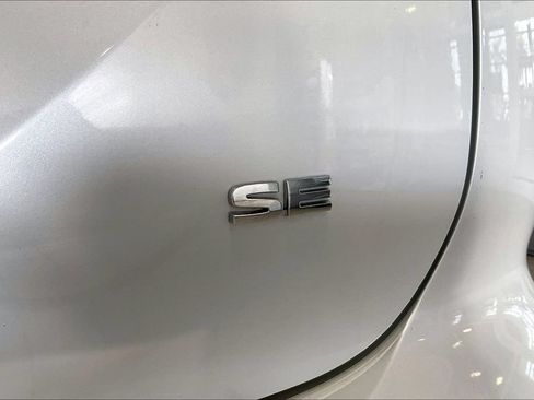 Used 2024 Mitsubishi Outlander SE FWD image 19
