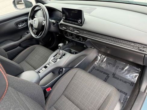 Used 2023 Honda HR-V Sport image 7
