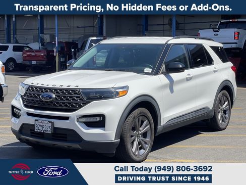 Used 2022 Ford Explorer XLT w/ Equipment Group 202A RWD image 2