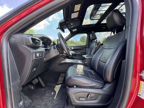 Used 2020 Ford Explorer ST w/ ST Street Pack AWD/4WD image 14